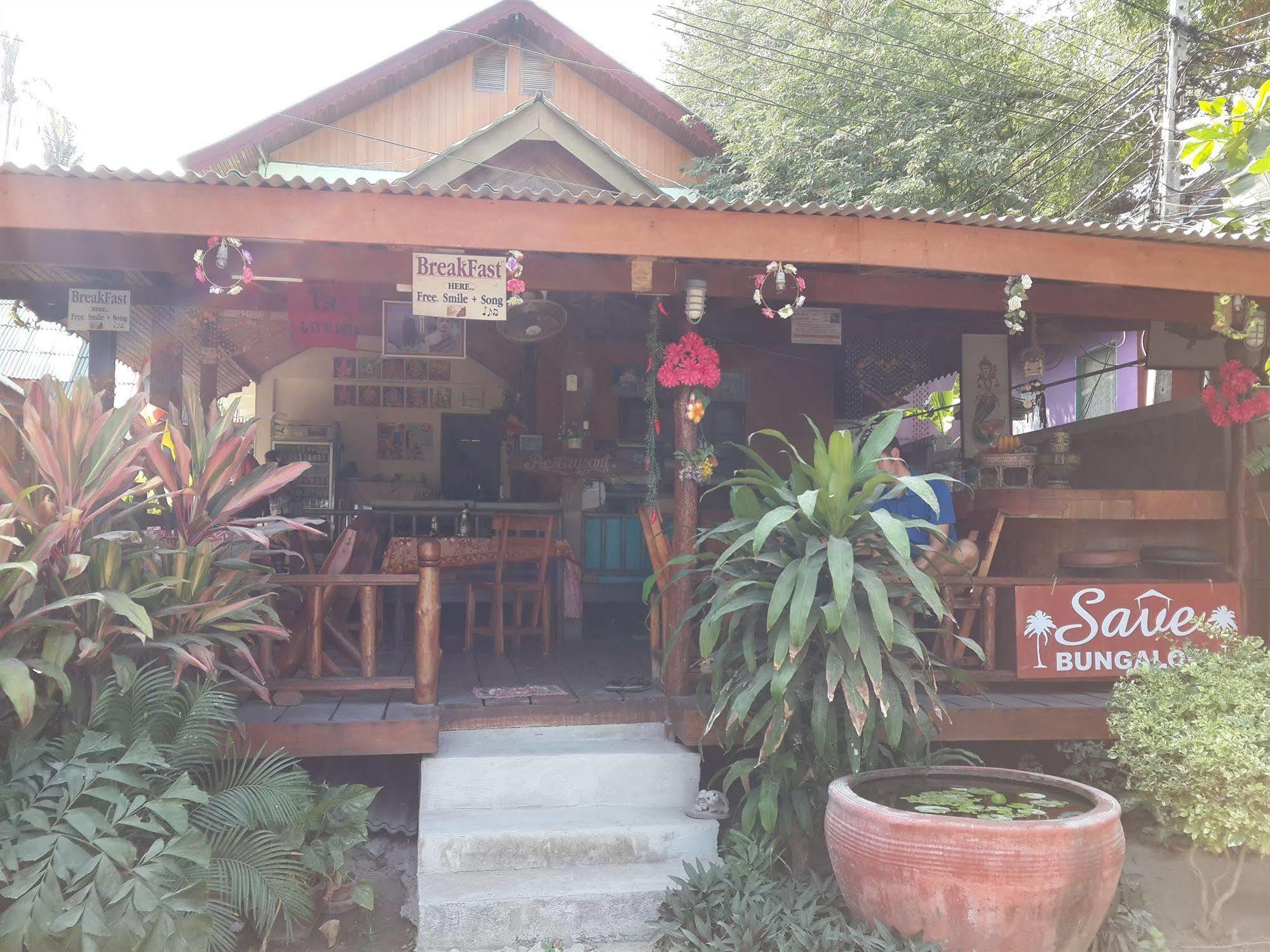 Save Bungalows Ko Tao Bagian luar foto