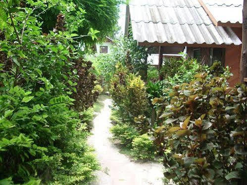Save Bungalows Ko Tao Bagian luar foto